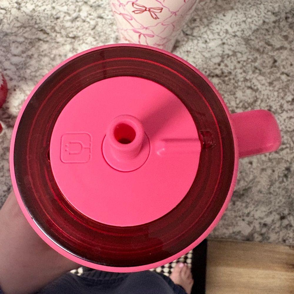 BrüMate Glitter Pink 40 oz Era - Picture 5 of 5